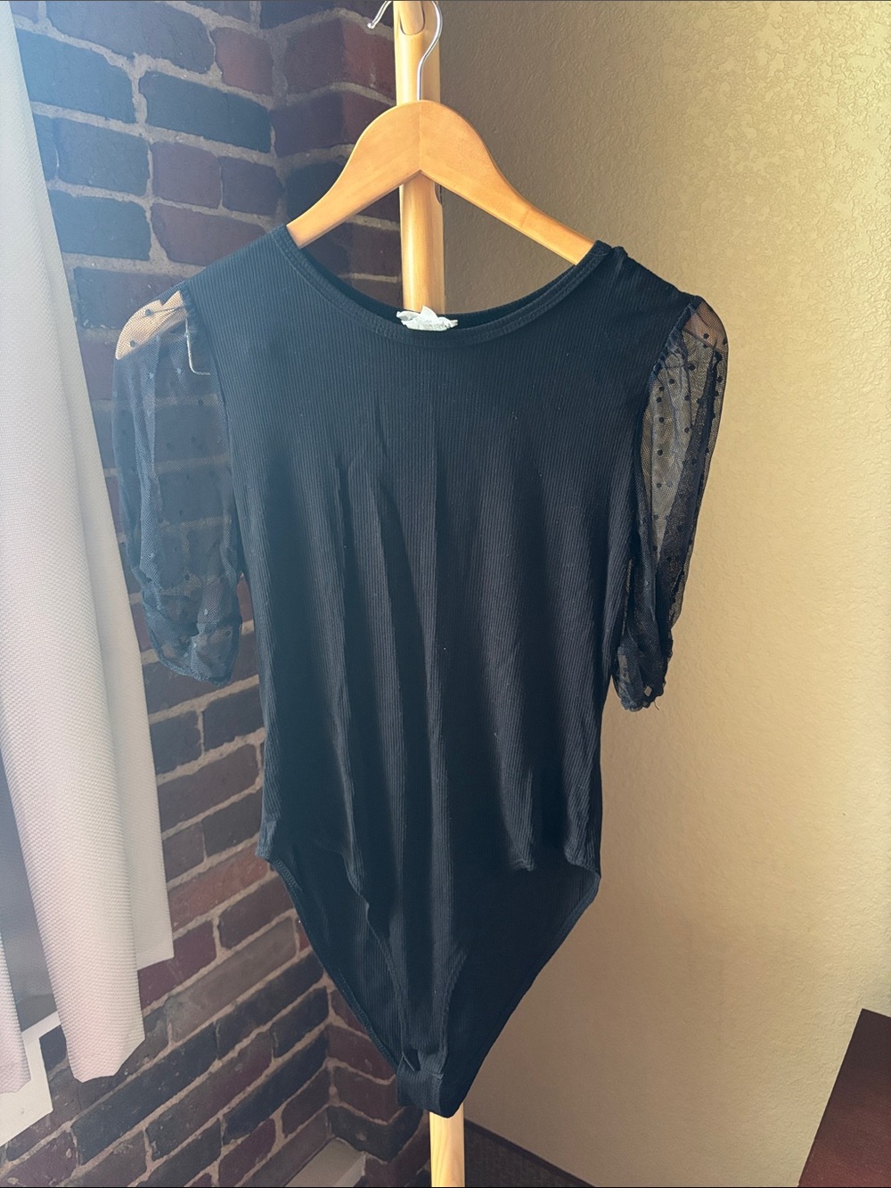 Rosebell Black Puff-Sleeve Ribbed Bodysuit Size S